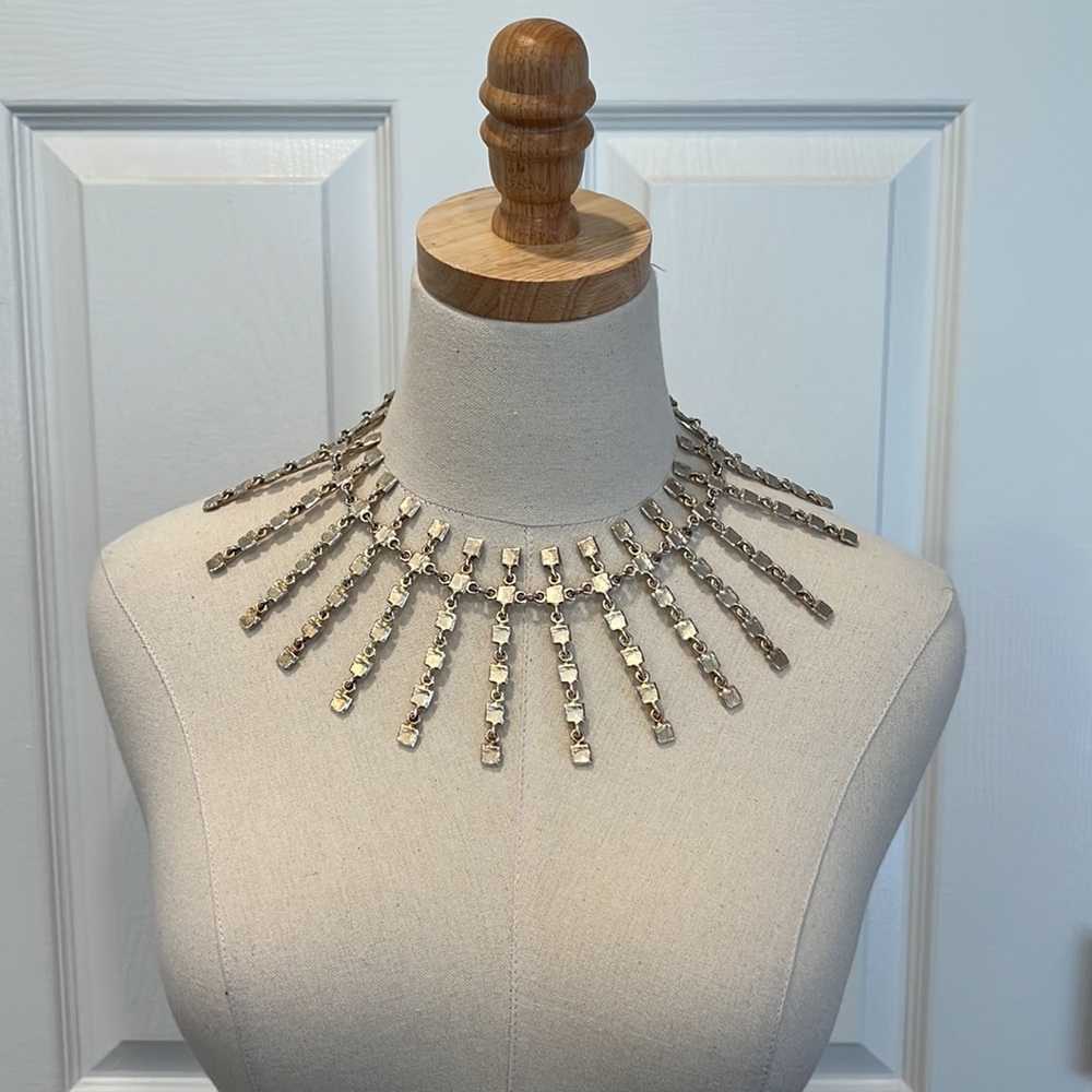 Silver statement necklace - Picture 2 of 6